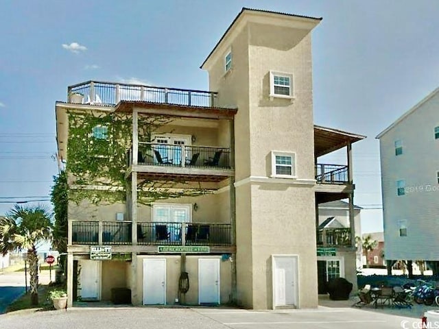 view of building exterior