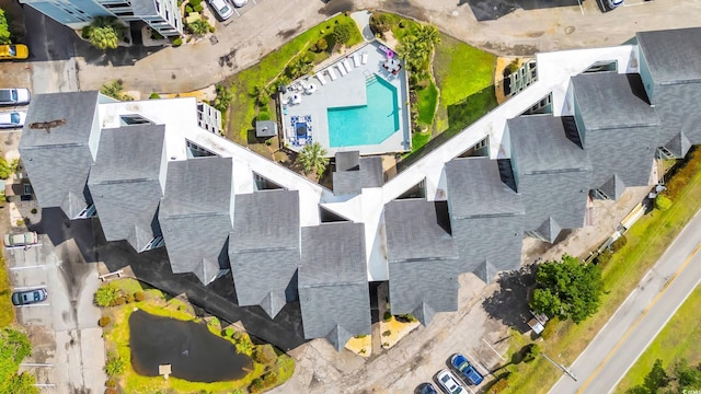 drone / aerial view of a pool area