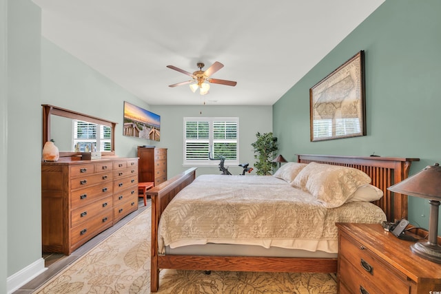 bedroom with a ceiling fan