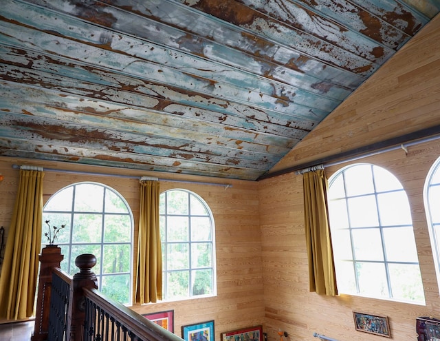 detailed view of wood walls and wooden ceiling