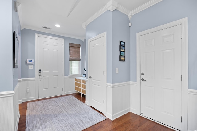 1444 Thames Ct, Myrtle Beach, SC 29577 - foyer entrance with a wainscoted wall, dark wood-style flooring, crown molding, and recessed lighting