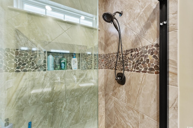 4803 Bucks Bluff Dr, North Myrtle Beach, SC 29582 - full bath featuring tiled shower