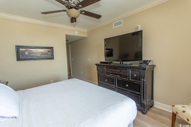 100 N Beach Blvd Unit 1902, North Myrtle Beach, SC 29582 - bedroom featuring ornamental molding, light wood finished floors, baseboards, and a ceiling fan