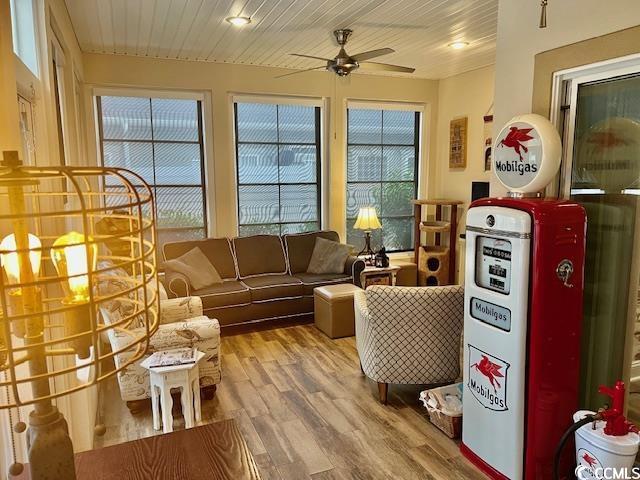 1504 Saint Thomas Cir, Myrtle Beach, SC 29577 - view of sunroom / solarium
