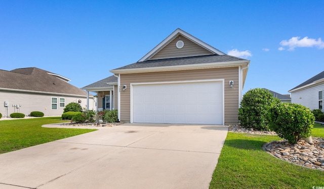 view of front of property with a front lawn and driveway