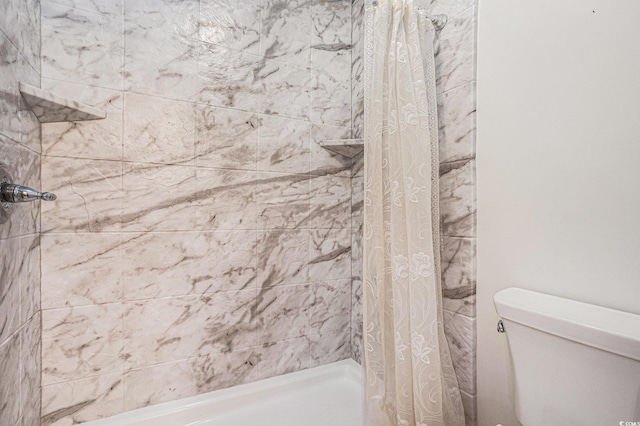 4311 Bradford Cir, Myrtle Beach, SC 29588 - full bathroom featuring tiled shower and toilet
