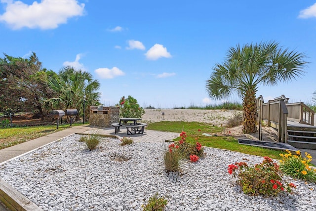 view of yard with a patio area