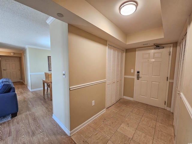 8560 Queensway Blvd Unit 508, Myrtle Beach, SC 29572 - entryway with baseboards