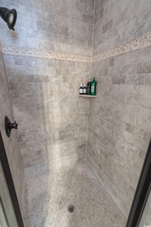 616 Edgecreek Dr, Myrtle Beach, SC 29579 - bathroom with tiled shower