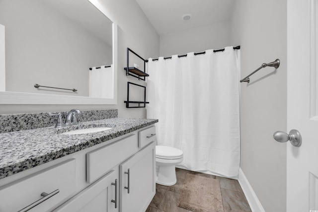 340 Scottsdale Ct, Murrells Inlet, SC 29576 - bathroom with toilet, vanity, baseboards, and curtained shower