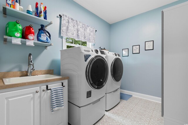 116 Chapel Ridge Cir, Myrtle Beach, SC 29588 - washroom with a sink, washer and clothes dryer, and baseboards