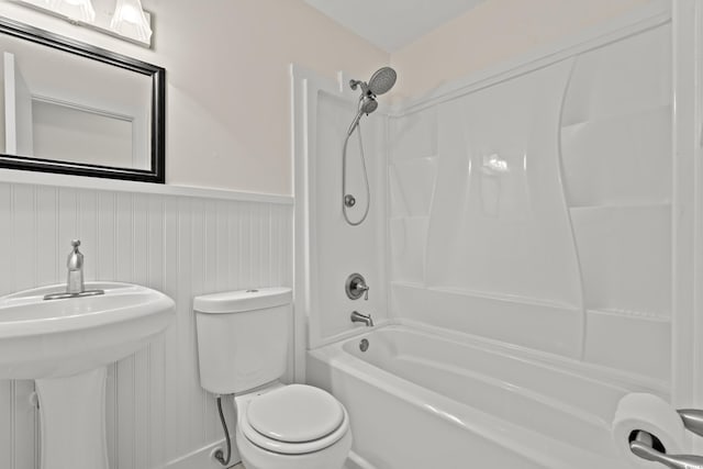 203 Longwood Ln, Conway, SC 29527 - full bathroom with toilet, bathing tub / shower combination, and wainscoting