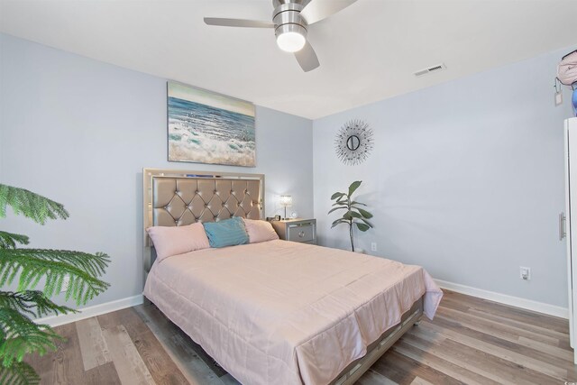 104 Clovis Cir, Myrtle Beach, SC 29579 - bedroom featuring wood finished floors, baseboards, and ceiling fan