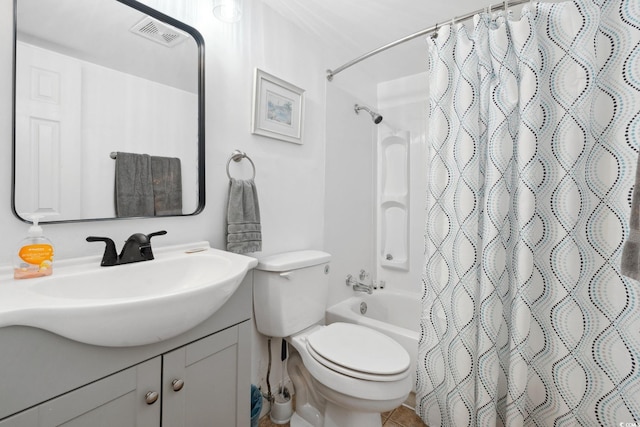 5409 N Ocean Blvd Unit 106/7 108, North Myrtle Beach, SC 29582 - bathroom featuring vanity, toilet, and shower / bathtub combination with curtain