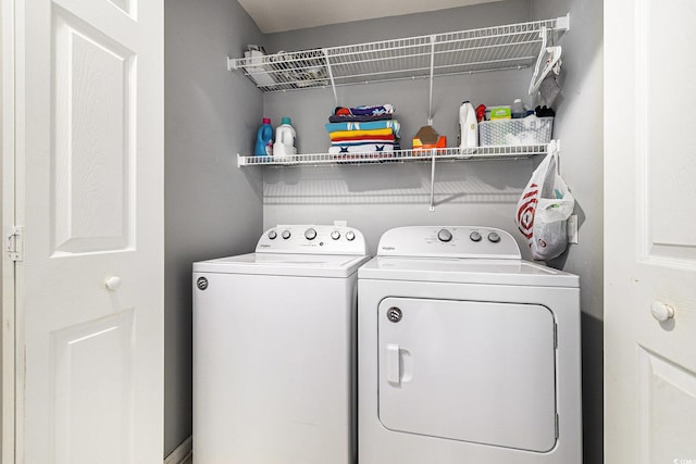 7007 Blade Beak Ln, Myrtle Beach, SC 29588 - laundry area featuring washer and clothes dryer