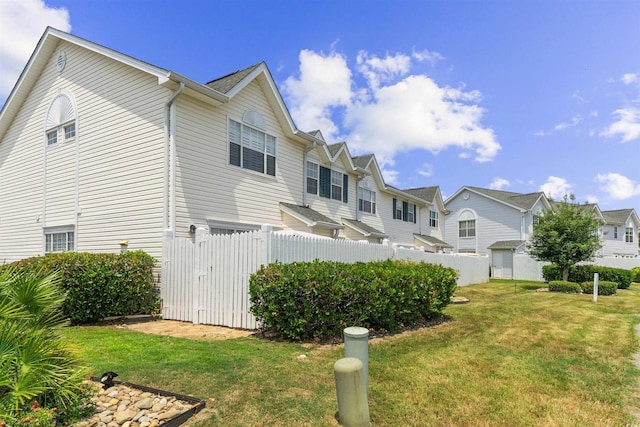 613 S 2nd Ave Unit 21D, North Myrtle Beach, SC 29582 - view of home's exterior featuring a residential view
