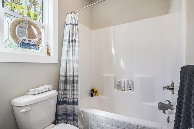 769 Country Club Dr, Pawleys Island, SC 29585 - full bathroom featuring toilet and shower / bath combo