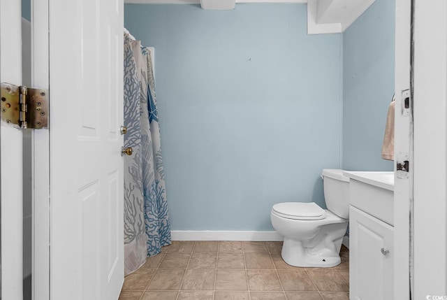 521 Bay Dr, Garden City Beach, SC 29576 - bathroom featuring baseboards, toilet, vanity, and a shower with shower curtain