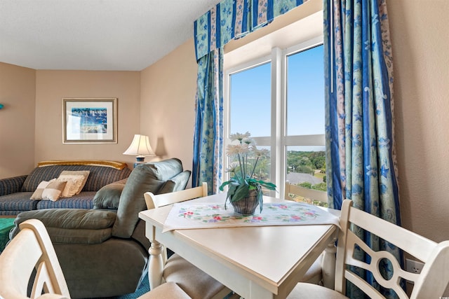 2801 S Ocean Blvd Unit 941, North Myrtle Beach, SC 29582 - view of dining area