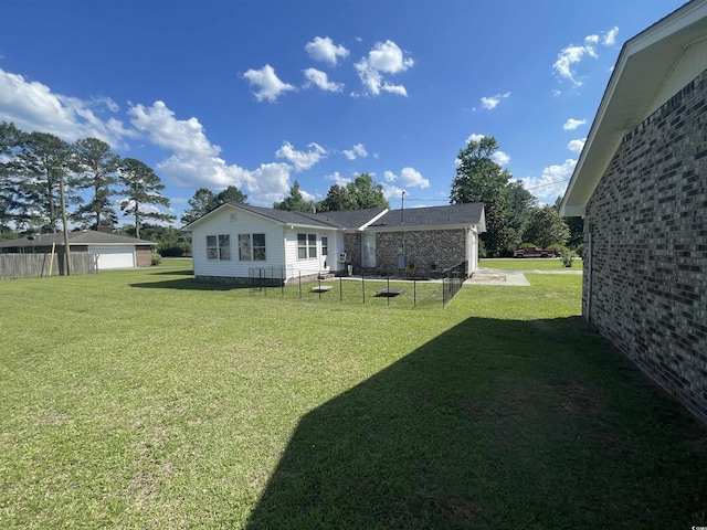 4637 Dogwood St, Loris, SC 29569 - view of grassy yard