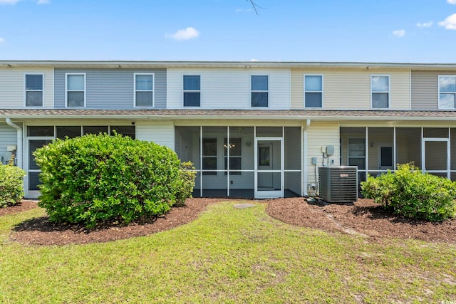 314 Kiskadee Loop Unit 8-C, Conway, SC 29526 - back of property with a sunroom and a yard