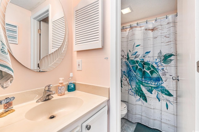 5905 S Kings Hwy Unit 605, Myrtle Beach, SC 29575 - full bathroom featuring toilet, vanity, a textured ceiling, and curtained shower
