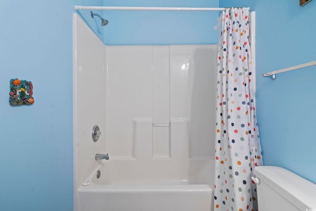 5801 Oyster Catcher Dr Unit 332, North Myrtle Beach, SC 29582 - bathroom with shower / tub combo with curtain and toilet