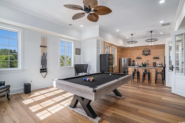 139 Pioneer Loop, Georgetown, SC 29440 - recreation room with billiards, recessed lighting, light wood-type flooring, crown molding, and ceiling fan