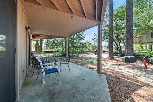 752 Tall Oaks Ct, Myrtle Beach, SC 29588 - view of patio with outdoor dining space
