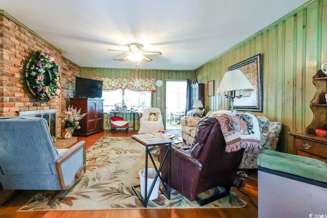 404 13th Ave S, Myrtle Beach, SC 29577 - living room with wood finished floors and a ceiling fan