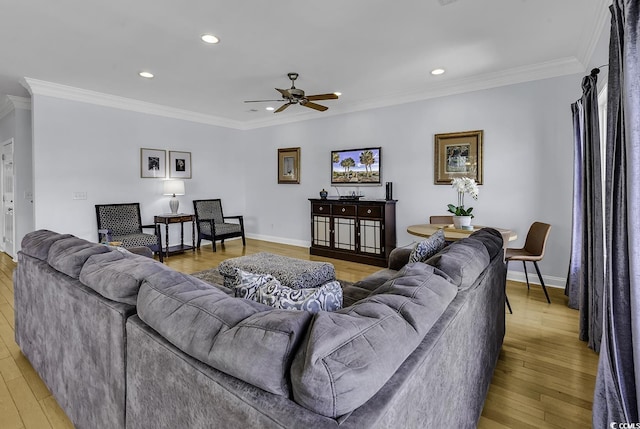 113-A Vista Dr, Garden City Beach, SC 29576 - living room featuring a ceiling fan, recessed lighting, crown molding, light wood-style flooring, and baseboards