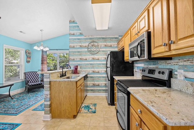 739 Tall Oaks Dr, Myrtle Beach, SC 29588 - kitchen with appliances with stainless steel finishes, a sink, baseboards, vaulted ceiling, and a chandelier