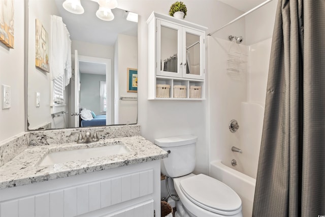 161 Easy St, Garden City Beach, SC 29576 - ensuite bathroom featuring shower / bath combo, vanity, and toilet