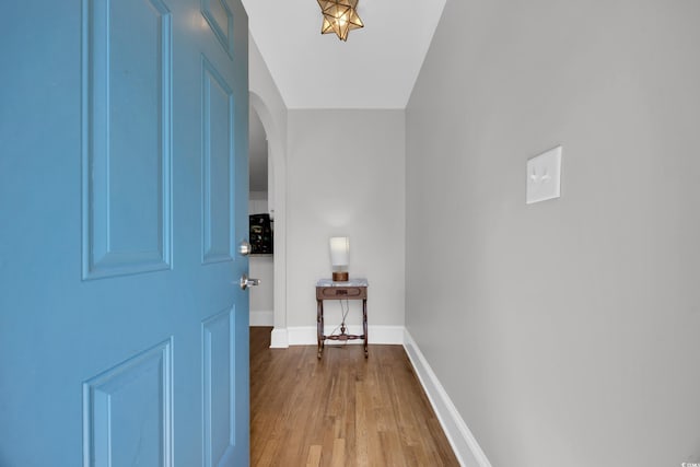 1155 Palmetto St, Georgetown, SC 29440 - foyer with arched walkways and wood finished floors