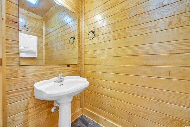 1039 Forest Dr, Conway, SC 29526 - bathroom with wood walls
