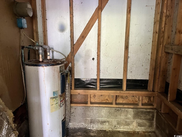 41 Harmon St, Hemingway, SC 29554 - utilities with water heater