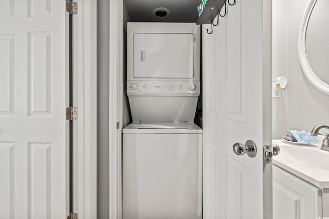 2500 N Ocean Blvd Ph 1, Myrtle Beach, SC 29577 - washroom with stacked washing machine and dryer