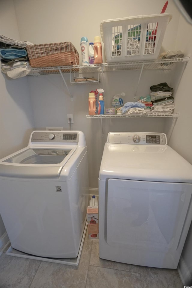 148 Splendor Cir, Murrells Inlet, SC 29576 - laundry area with separate washer and dryer and baseboards