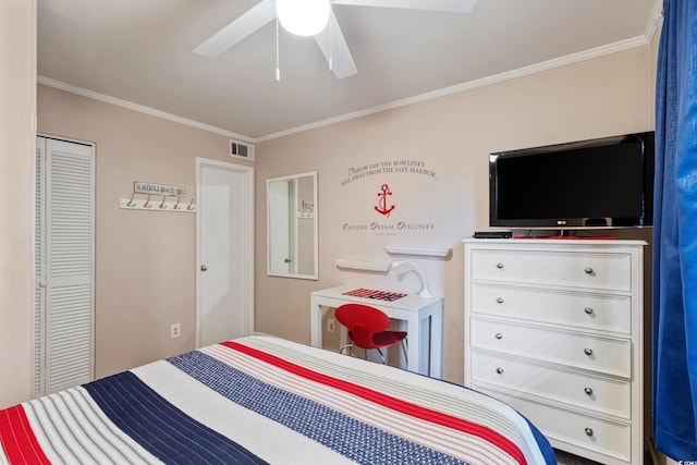 202 N Ocean Blvd Unit 109, North Myrtle Beach, SC 29582 - bedroom with crown molding, a closet, and ceiling fan
