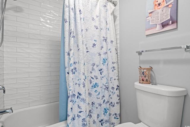 503 20th Ave N Unit 55B, North Myrtle Beach, SC 29582 - full bathroom featuring shower / tub combo with curtain and toilet