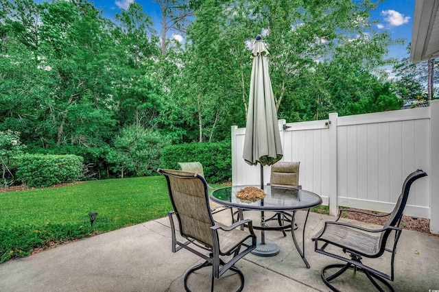 24 Willowbend Dr, Murrells Inlet, SC 29576 - view of patio featuring outdoor dining space