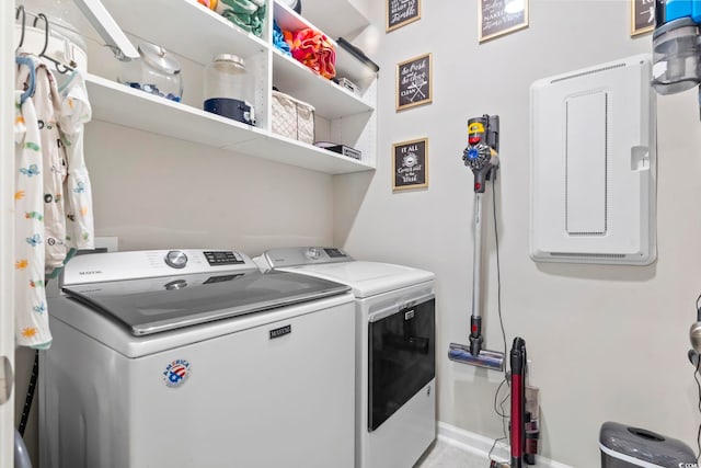4927 Sandlewood Dr, Myrtle Beach, SC 29579 - washroom with washing machine and clothes dryer and baseboards