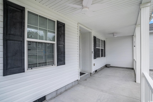 1001 Greencrest Ct, Conway, SC 29526 - porch with ceiling fan