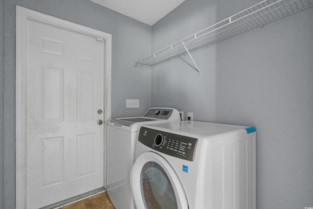 1220 Dunraven Ct, Conway, SC 29527 - laundry room with washer and dryer