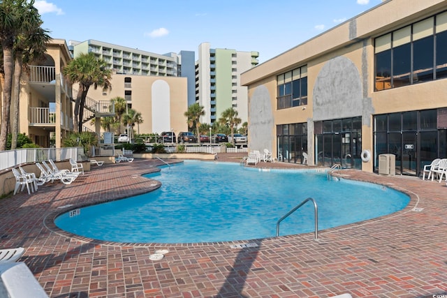 1207 S Ocean Blvd Unit 51312, Myrtle Beach, SC 29577 - community pool with a patio