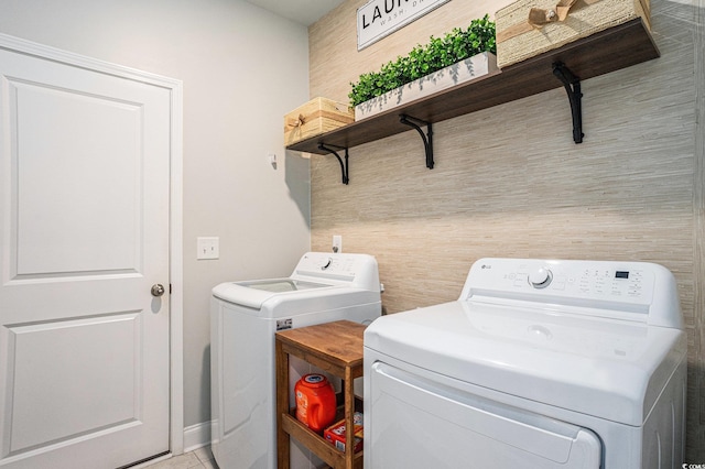 981 Mourning Dove Dr, Myrtle Beach, SC 29577 - washroom featuring washer and clothes dryer