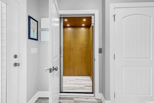 601 46th Ave S, North Myrtle Beach, SC 29582 - elevator featuring baseboards