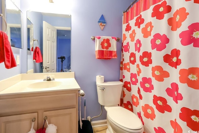 3774 Hitchcock Way Unit 836, Myrtle Beach, SC 29572 - full bathroom featuring vanity and a shower with curtain