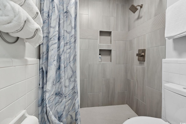 800 9th Ave S Unit E-4, North Myrtle Beach, SC 29582 - full bath featuring tile walls and tiled shower