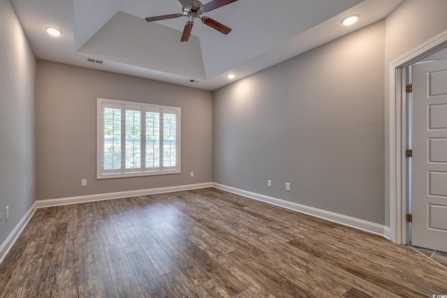 648 Sunnyside Dr Unit 102, Murrells Inlet, SC 29576 - unfurnished room with a ceiling fan, dark wood-style flooring, recessed lighting, and baseboards